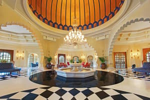 thumbnail: Lobby lounge