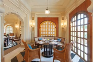 thumbnail: Restaurant