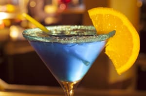 thumbnail: Bar (on property)
