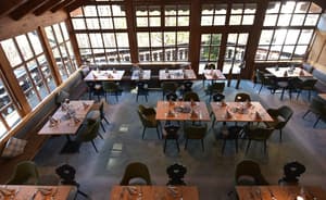 thumbnail: Restaurant