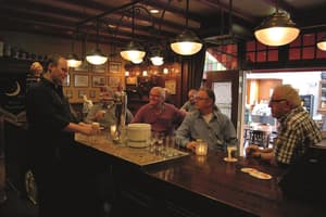 thumbnail: Bar (on property)