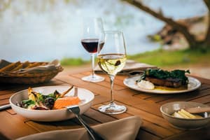 thumbnail: Restaurant