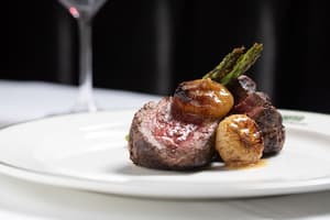 thumbnail: Restaurant