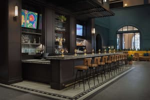 thumbnail: Restaurant