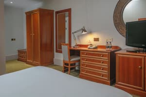 thumbnail: Lobby sitting area