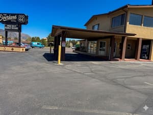 thumbnail: Front of property