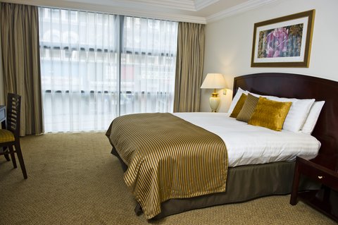 3 Bedroom Deluxe Apartment