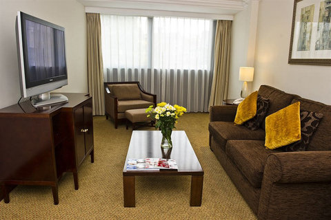 1 Bedroom Deluxe Apartment