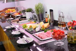 thumbnail: Breakfast area