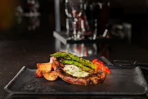 thumbnail: Restaurant