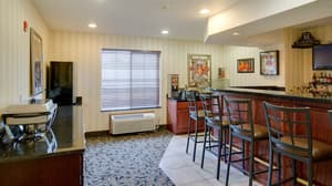 thumbnail: Breakfast area