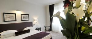 thumbnail: Interior detail