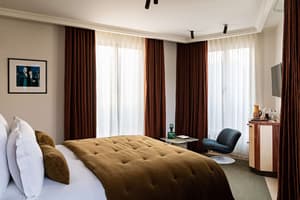 thumbnail: Room