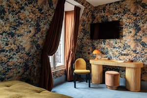 thumbnail: Room