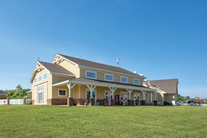 thumbnail: Exterior