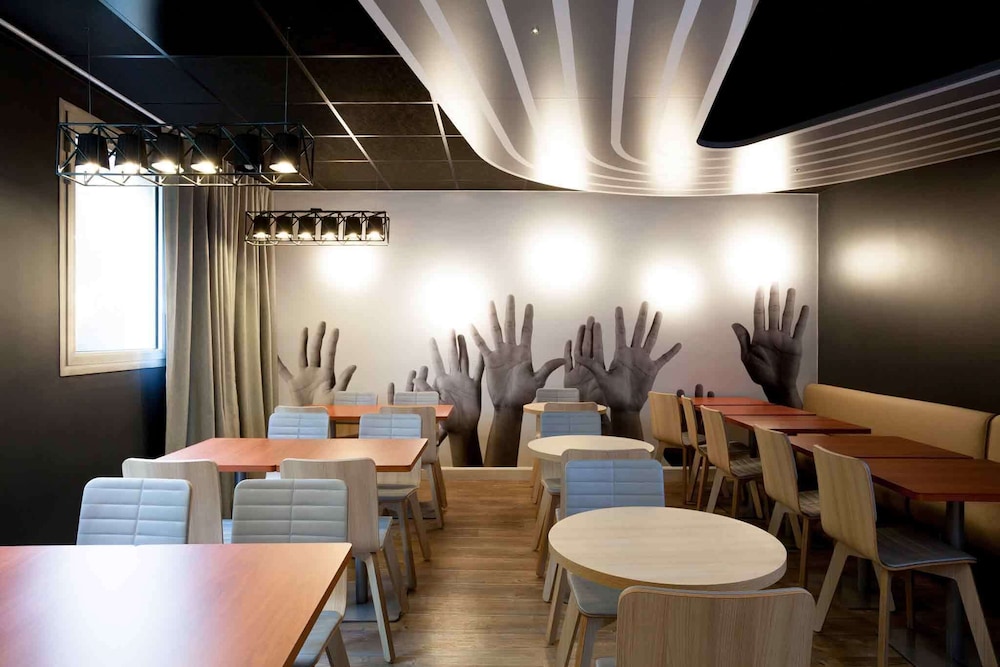 Restaurant-cafeteria