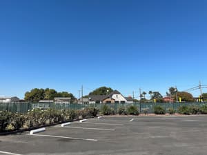 thumbnail: Parking