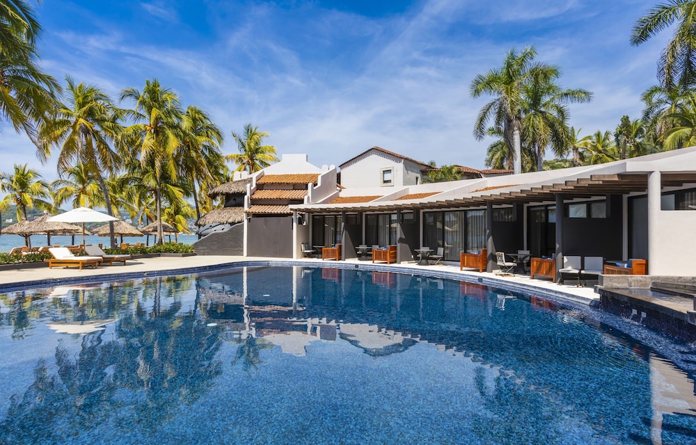 Private pool
