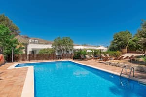 thumbnail: Outdoor pool
