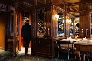 thumbnail: Restaurant