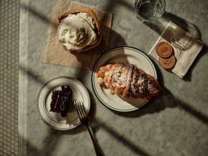 thumbnail: Restaurant
