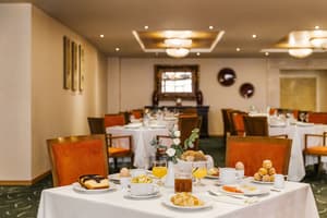 thumbnail: Breakfast area