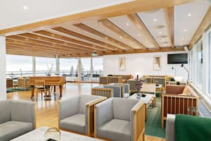 thumbnail: Bar (on property)