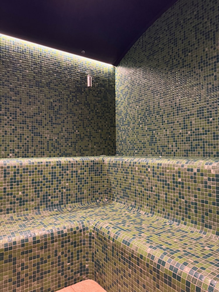 Steam room