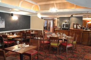 thumbnail: Restaurant