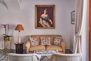 thumbnail: Interior