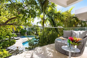 thumbnail: Balcony