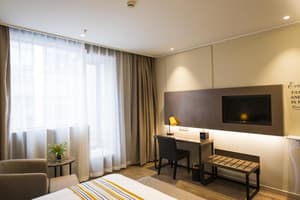 thumbnail: Room