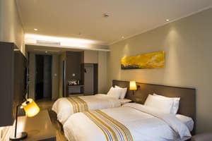 thumbnail: Room