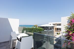 thumbnail: Balcony view