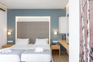 thumbnail: Room