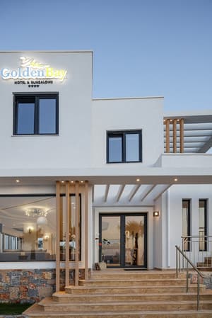 thumbnail: Front of property