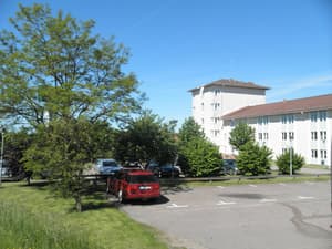 thumbnail: Parking