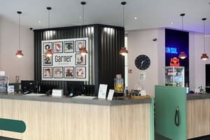 thumbnail: Reception
