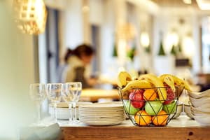 thumbnail: Restaurant