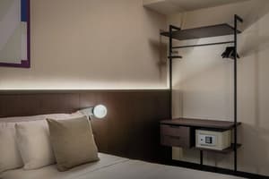 thumbnail: Room
