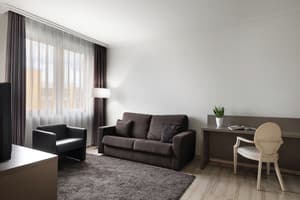 thumbnail: Room
