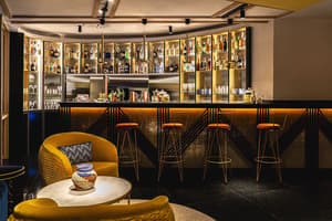 thumbnail: Bar (on property)