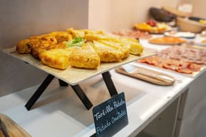 thumbnail: Breakfast buffet