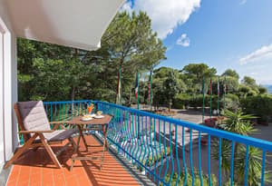 thumbnail: Balcony