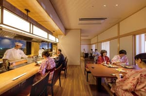 thumbnail: Restaurant