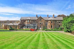 Burn Hall Hotel