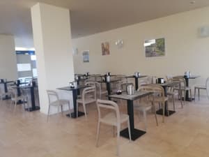 thumbnail: Bar (on property)