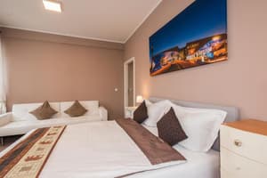 thumbnail: General view