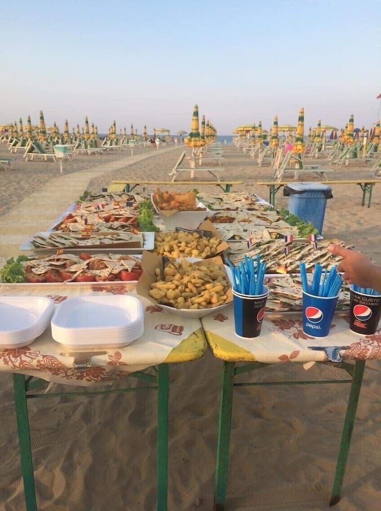 Beach bar