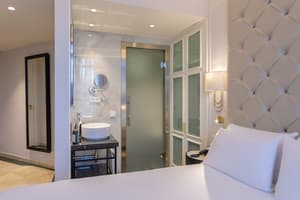 thumbnail: Bathroom